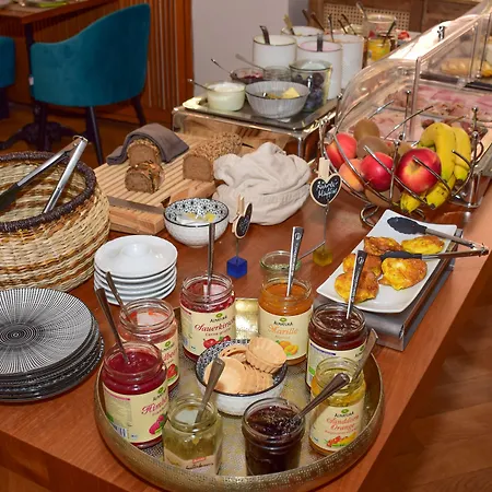 Bio Boutique Barbara 3* Fribourg im Breisgau